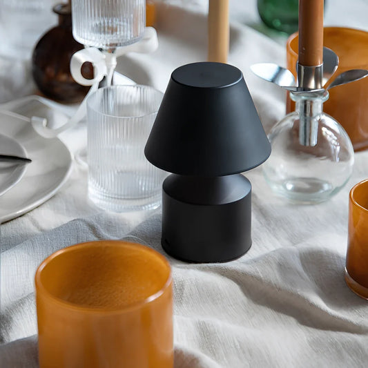 Dimbare Oplaadbare Tafellamp met Touchbediening en Verstelbare Kleurtemperatuur – Draadloos en Modern Nachtkast Lampje