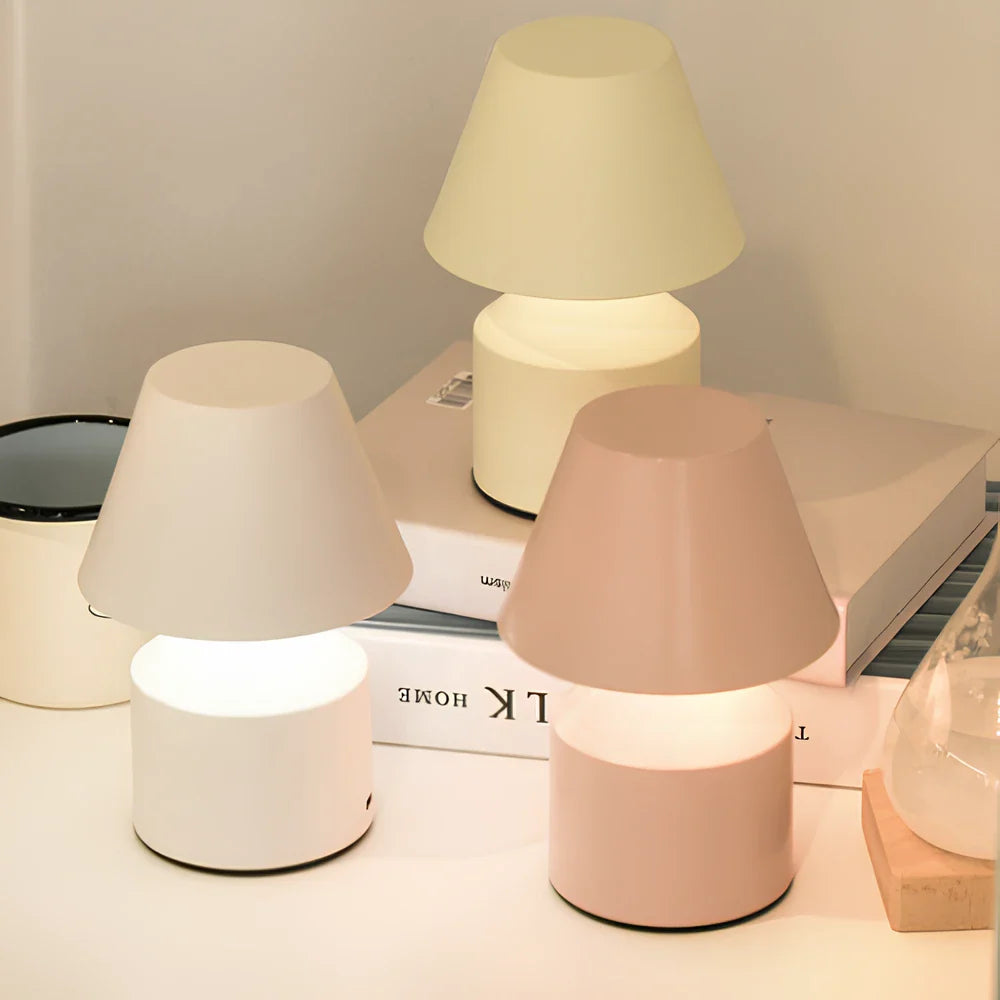 Dimbare Oplaadbare Tafellamp met Touchbediening en Verstelbare Kleurtemperatuur – Draadloos en Modern Nachtkast Lampje