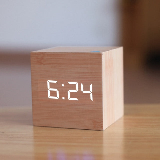 Digitale Wekker CubeGlow met Multifunctioneel Display en Slimme Nachtmodus - Compacte LED Wekker voor Tijd, Datum en Temperatuur 3