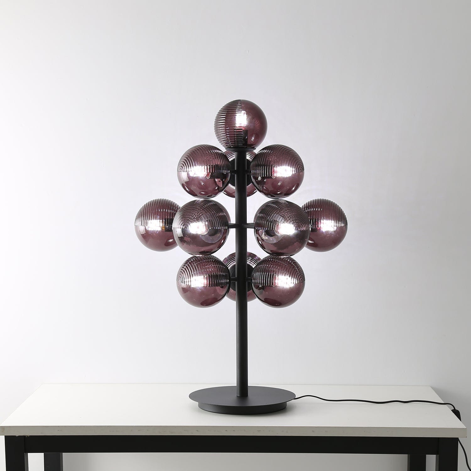 Druif Tafellamp van Metaal en Glas – Elegante Verlichting met Uniek Ontwerp 6