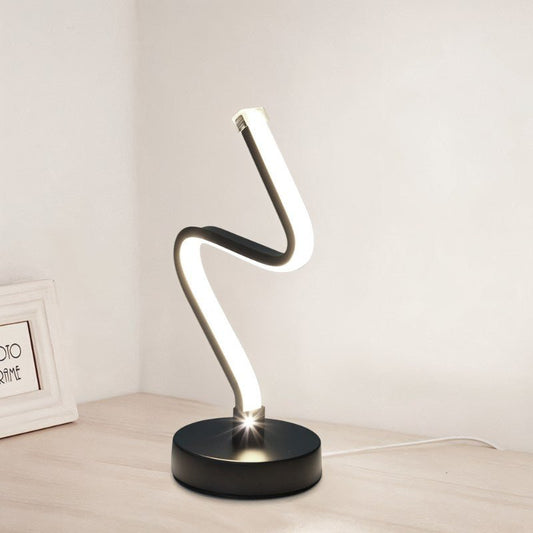 Elegante Oplaadbare Tafellamp met Aanraakbediening – Draadloze Zwarte LED Nachtkast Lampje voor Stijlvolle Verlichting 1