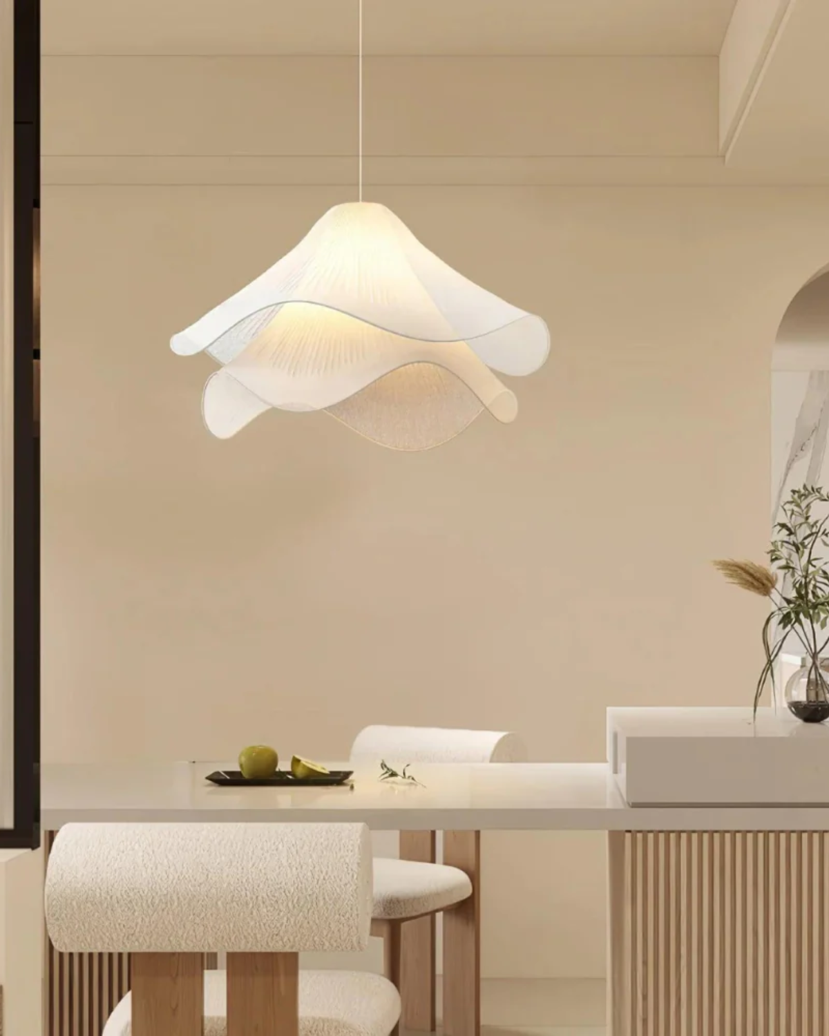 Etherische Bloem Hanglamp met Goudkleurige Details – Uniek Design voor Eettafel, Woonkamer of Slaapkamer Verlichting 6