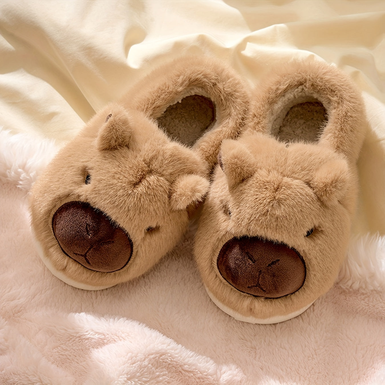 Fluffy Capibara Sloffen – Ultra Zacht en Warm voor Thuisgebruik 1