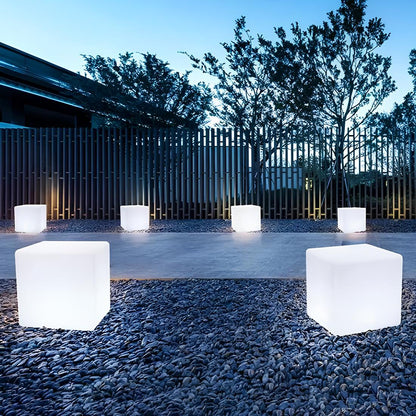 Kubistische Tuinlamp met LED Verlichting en Oplaadbare Batterij – Weerbestendig en Modern Design 1