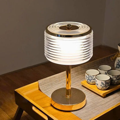 LED-Ring Tafellamp met Meerlaagse Lampenkap – Gouden Tafellamp voor Elegante Interieurs 1