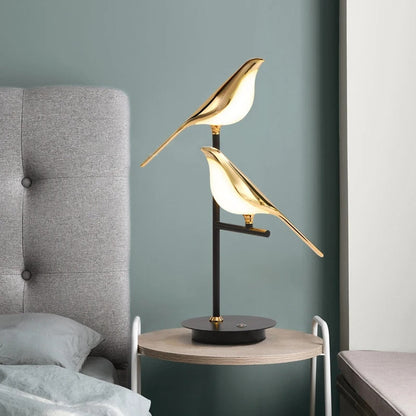 LED Tafellamp met Postmodern Gouden Vogelontwerp – Energiezuinige Verlichting voor Elke Ruimte 7