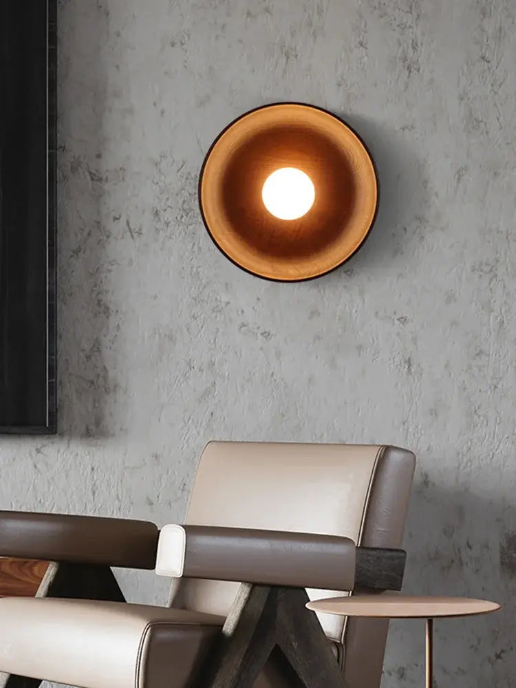 Landelijke Wandlamp van Hout in Licht en Donker – Rustiek Muurlamp voor Binnengebruik 7