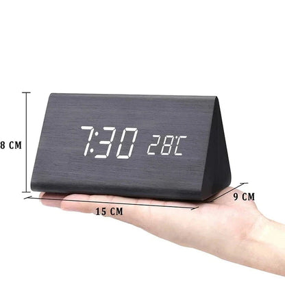 Moderne Houten Digitale Wekker met Spraakbesturing en LED Display – Instelbare Helderheid en Temperatuurweergave 3