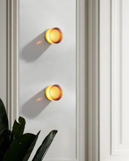 Moderne Wandlamp Le Soleil met Elegante Metalen Basis en Zachte Verlichting voor Binnen - Ideaal als Muurlamp voor Woonkamer en Slaapkamer 4