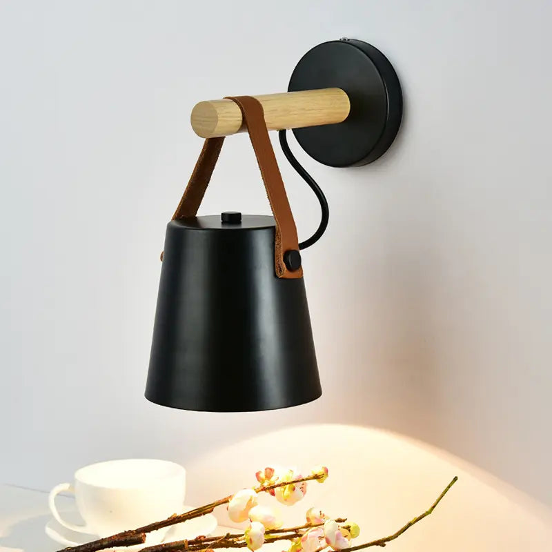 Moderne Wandlamp van Hout voor de Slaapkamer – Stijlvolle Muurlamp in Twee Kleuren 4