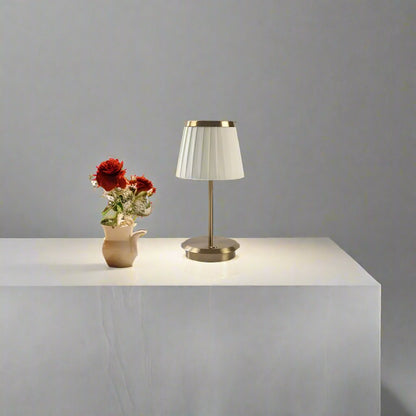 Oplaadbare Tafellamp met Dimbare LED en Aanraakbediening – Zwart en Goud Nachtkast Lampje voor Elegante Verlichting 7