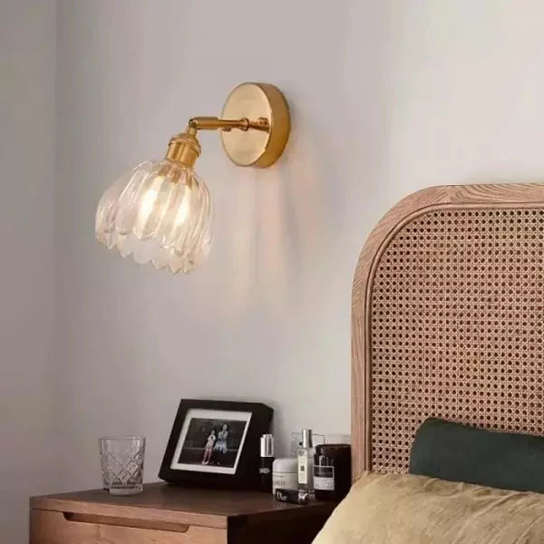 Retro Glazen Wandlamp in Tulpvorm met Warm Licht – Vintage Muurlamp voor Gezellige Sfeer 7