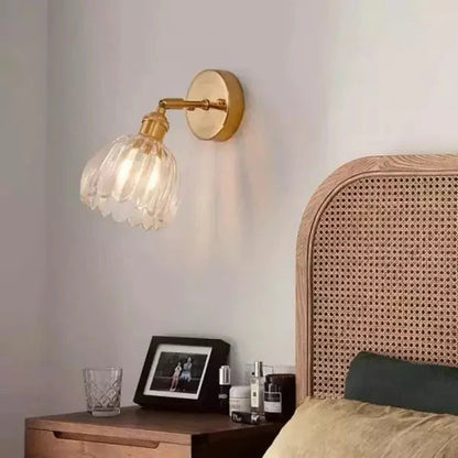 Retro Glazen Wandlamp in Tulpvorm met Warm Licht – Vintage Muurlamp voor Gezellige Sfeer 7