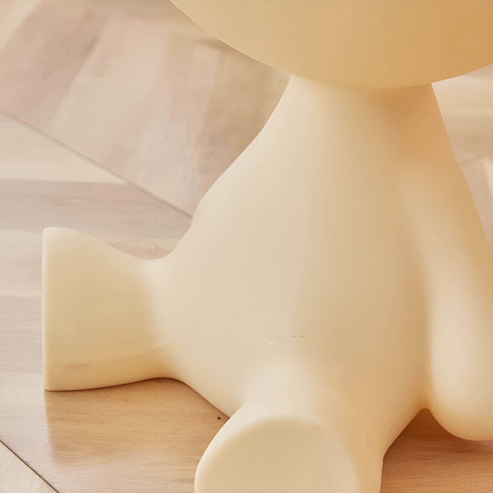 Ronde Salontafel van Hoogwaardige Materialen – Tijdloos Design voor Woonkamer, Compact en Stijlvol 8