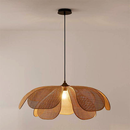 Rotan Hanglamp met Bloemblaadjes Ontwerp voor Woonkamer en Slaapkamer – Natuurlijke Elegantie en Warm Licht 3
