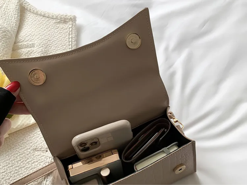 Tijdloze Andrea Handtas Dames van PU-leer met Bovenhandvat en Crossbodyband – Elegante en Functionaliteit voor Elke Gelegenheid 6