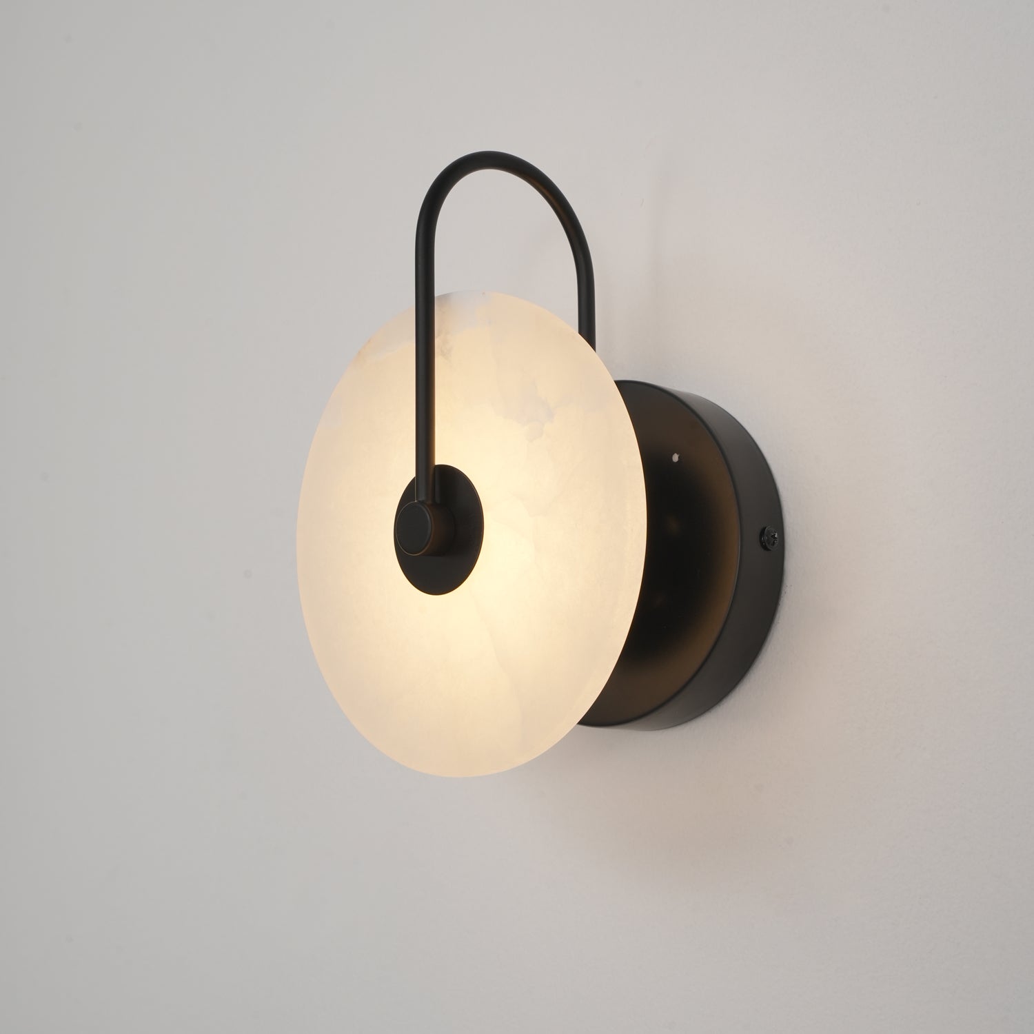 Unieke Alabaster LED Wandlamp met Modern Design en Warm Sfeerlicht 8