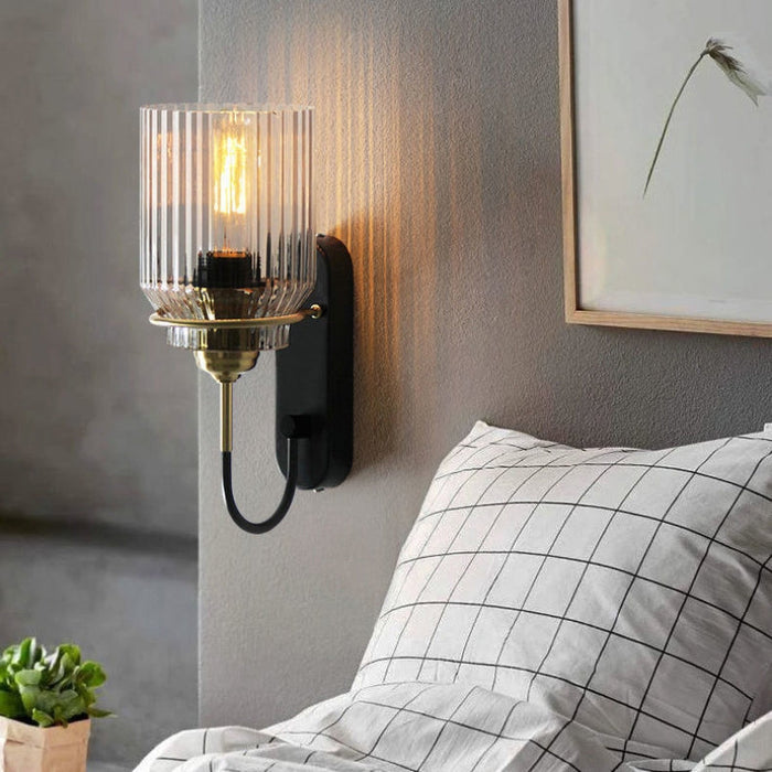 Vintage Wandlamp met Geribbelde Glazen Kap voor Binnengebruik – Dimbaar Muurlamp voor Sfeervolle Verlichting 1