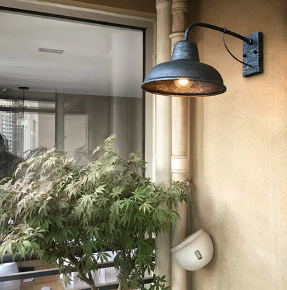 Wandlamp Zwart van IJzer – Vintage Muurlamp voor Binnen en Buiten, Duurzaam Ontwerp voor Elegante Verlichting 2