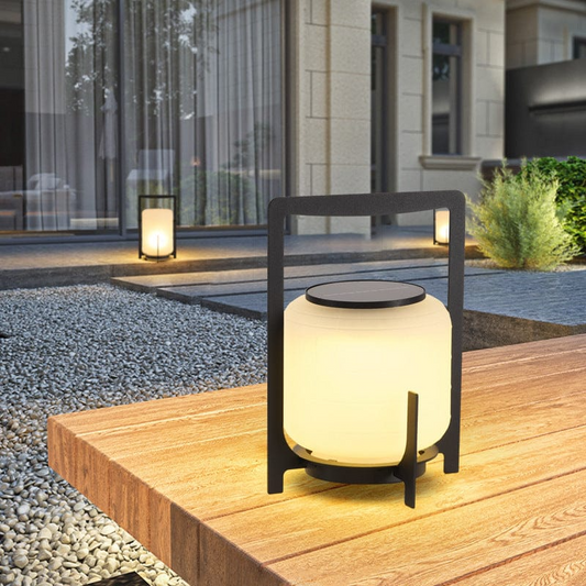 Zonne-energie Patiolamp met LED Verlichting – Energiezuinig en Waterdicht 0