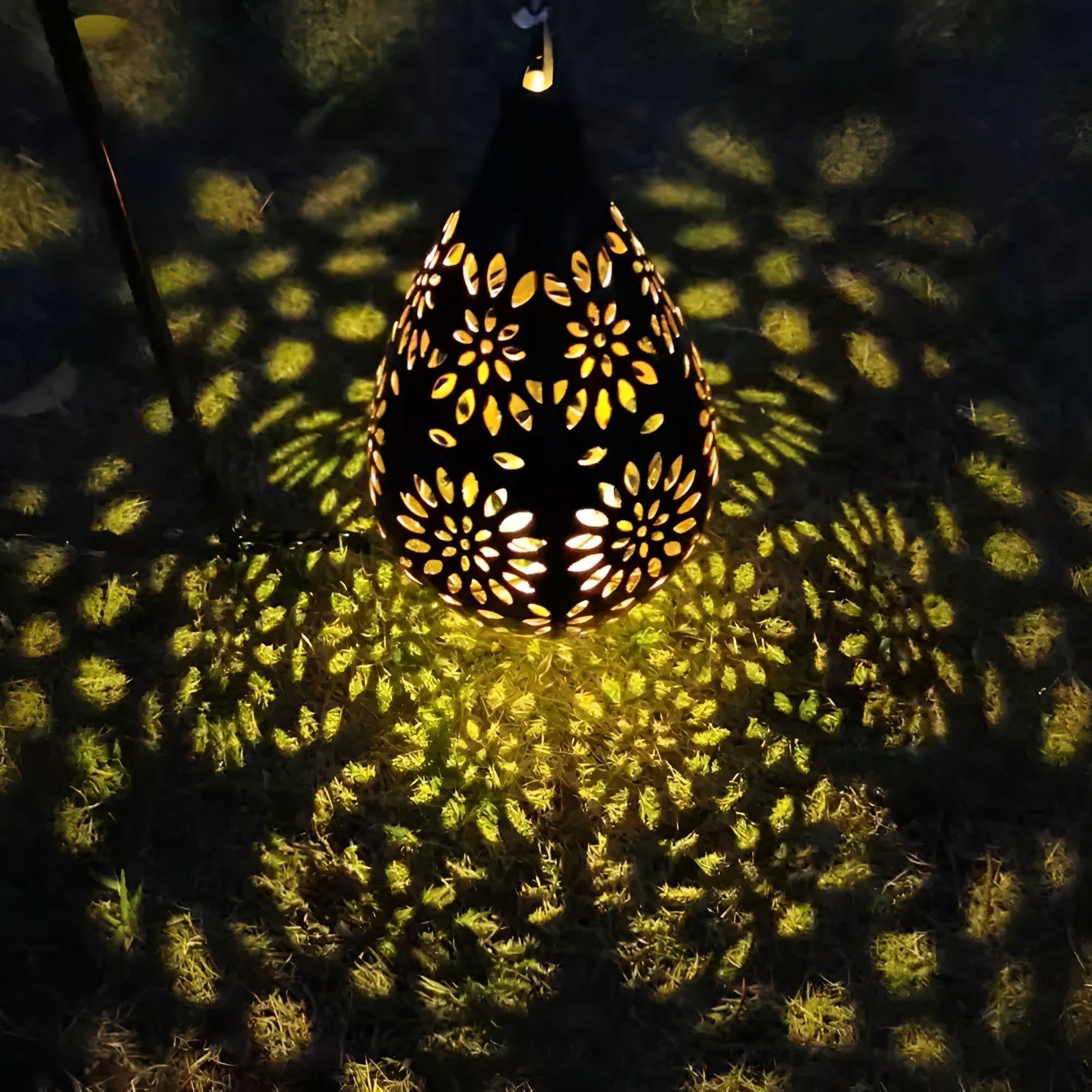 Zwarte Waterdichte Buitenlamp op Zonne-energie – Duurzame Solar Wandlamp voor Sfeervolle Verlichting Buiten 4