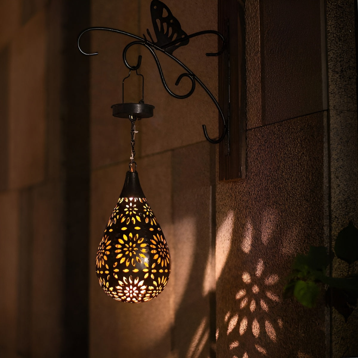 Zwarte Waterdichte Buitenlamp op Zonne-energie – Duurzame Solar Wandlamp voor Sfeervolle Verlichting Buiten 5