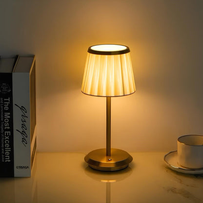 Dimbare Oplaadbare Tafellamp met Drie Lichtkleuren – Draadloze en Waterdichte Lamp voor Binnen en Buiten