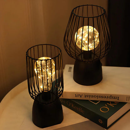 Elegante IJzeren Tafellamp op Batterijen met Warm Wit Licht – Perfect voor Woonkamer en Slaapkamer