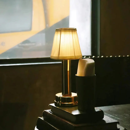 Retro Dimbare Tafellamp met Oplaadbare Batterij – Draadloze Aluminium Basis voor Sfeervolle Verlichting